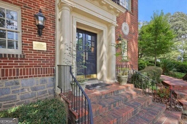 Foto del edificio - 1 S Prado NE