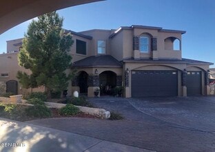Building Photo - 7248 Canyon Wren Ave