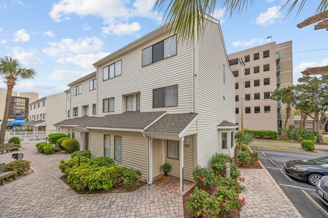 Foto del edificio - All Inclusive Seasonal Rental Available Oc...