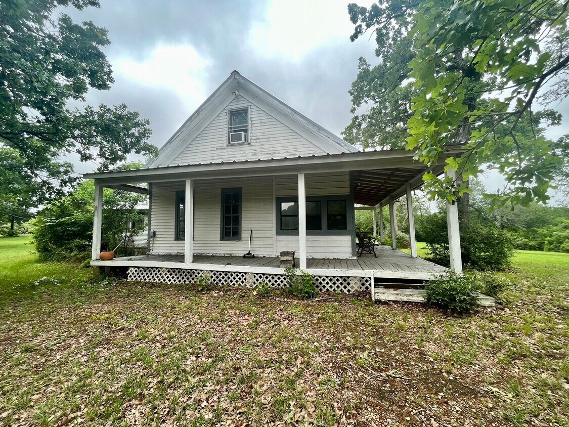 Foto principal - Beautiful 3/2 Farmhouse on Acreage