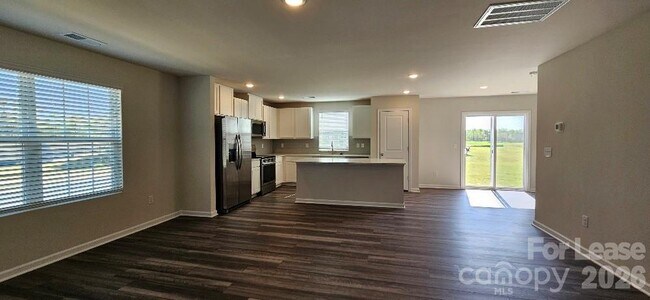 Building Photo - 1615 Cannonball Ln