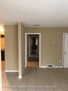 Building Photo - 5484-5486 Apple Blossom Dr