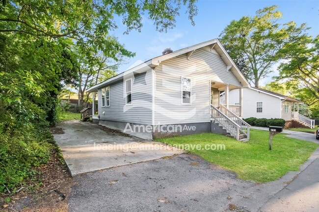 Foto del edificio - 295 Strickland Ave