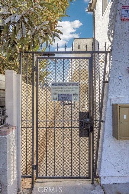Foto del edificio - 1075 Molino Ave