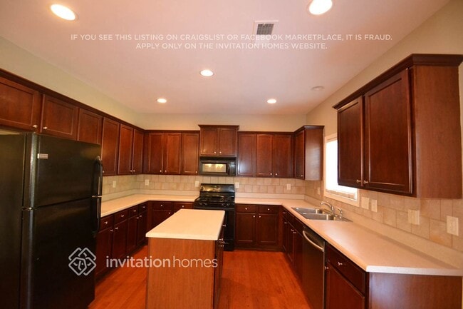 Foto del edificio - 5372 Heyward Pl SW