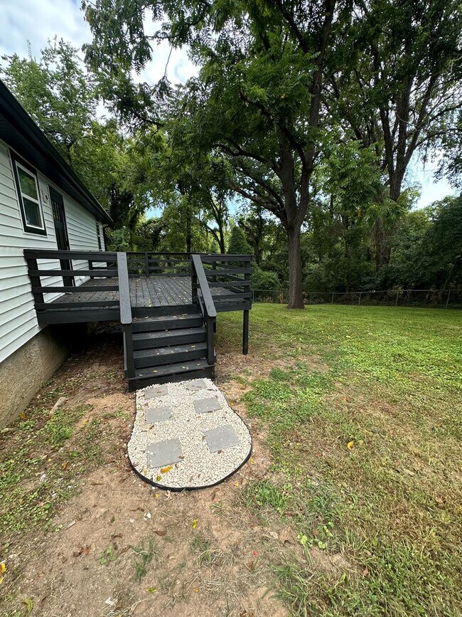 Foto del edificio - FOR LEASE - single family home in Hermitage, TN!