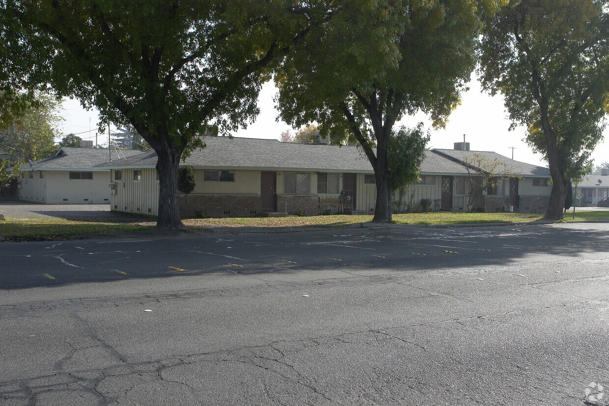 Building Photo - 100 Elberta Ave