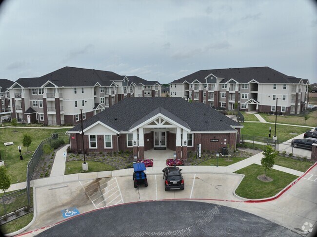 Exterior 3D - Fountainview at Farmersville