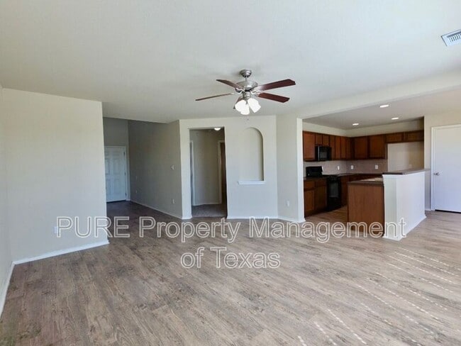 Building Photo - 809 Yabers Ct