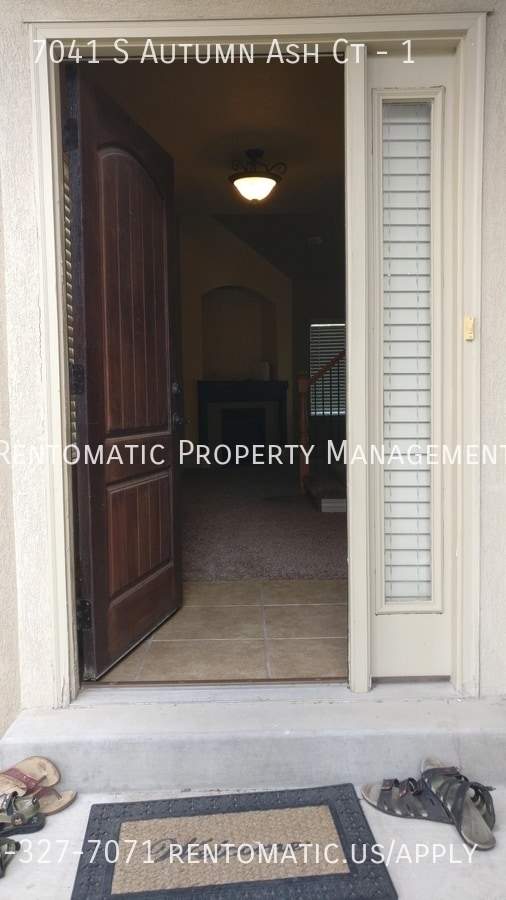 Foto del edificio - 7041 S Autumn Ash Ct
