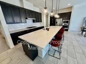 Building Photo - 7336 E Vista Bonita Dr