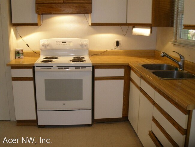 Foto del edificio - 1 br, 1 bath House - 339 NE 90th St.