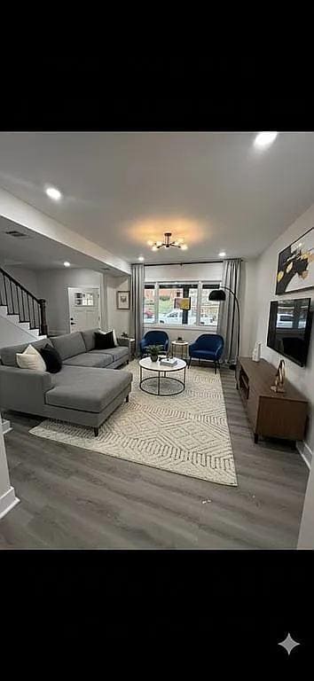 Foto del edificio - 1105 Quincy Ave