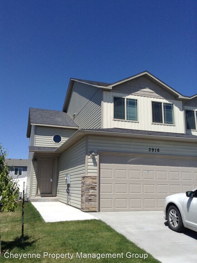 Primary Photo - 4 br, 3.5 bath House - 3916 Firewalker Trail