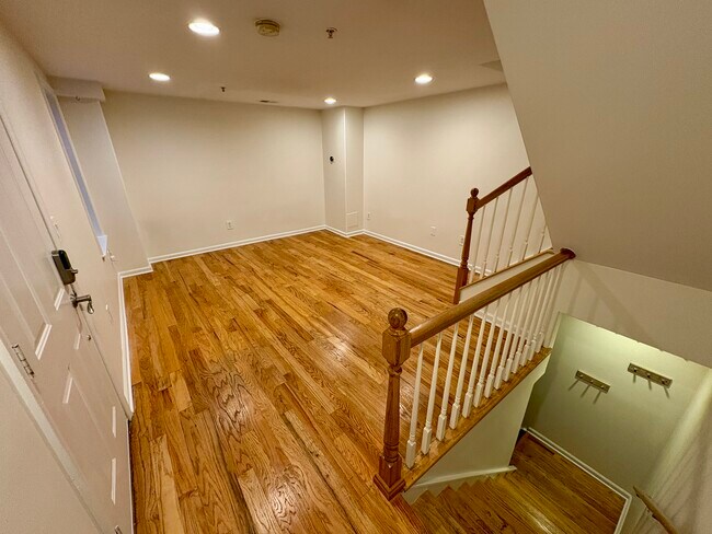 Foto del edificio - 1027 N 4th St