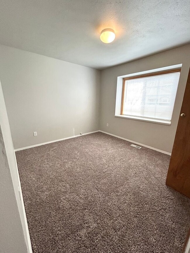 Building Photo - New Updated West Boise Home - $500 OFF FIR...