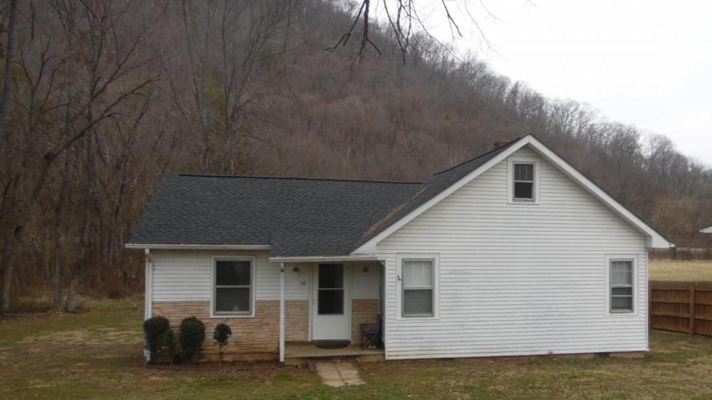 Primary Photo - 1136 Anderson St.