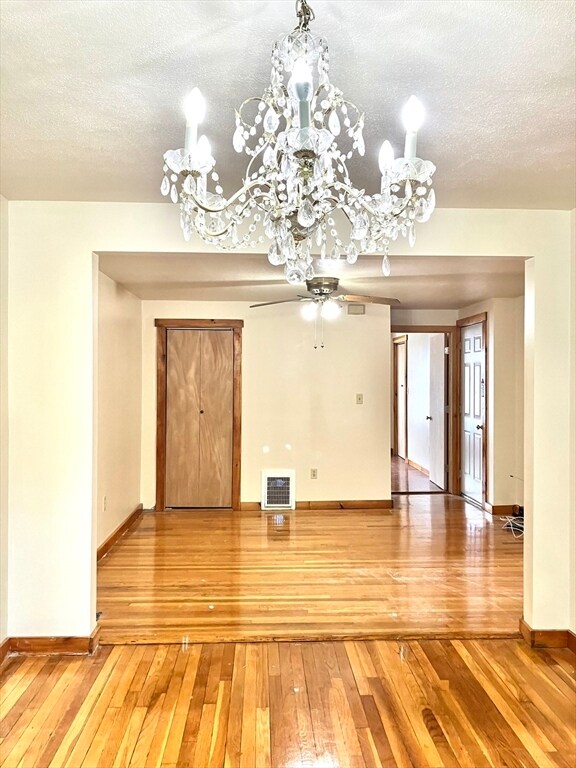 Foto del edificio - 792 Summer St