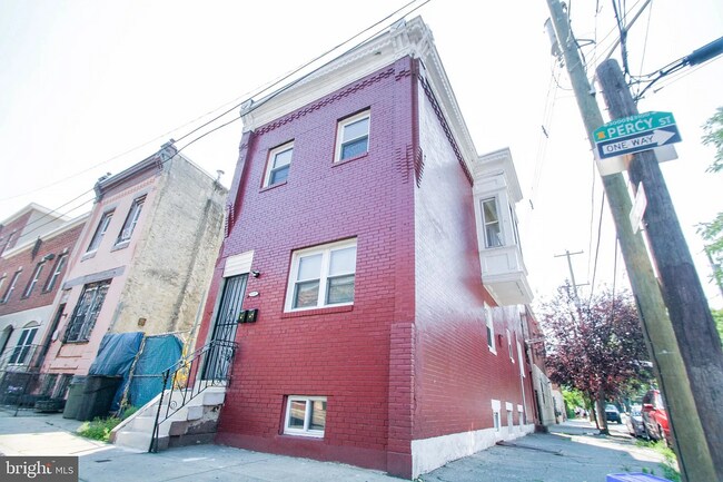 Foto del edificio - 3068 N Percy St