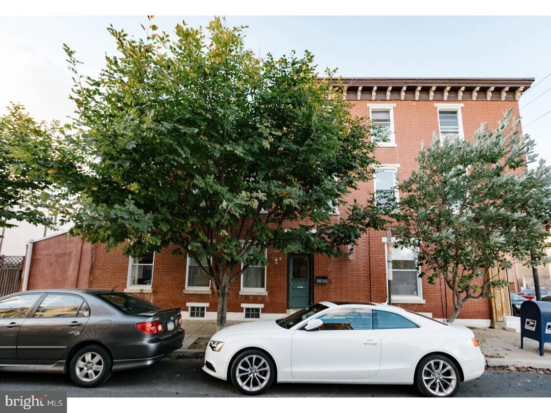 2434 E Dauphin St Unit 2F, Philadelphia, PA 19125 Apartment for Rent