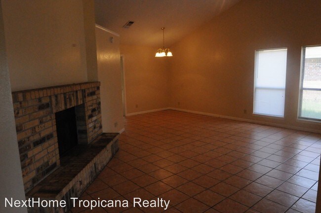 Building Photo - 4 br, 2 bath House - 1410 Buckley Drive