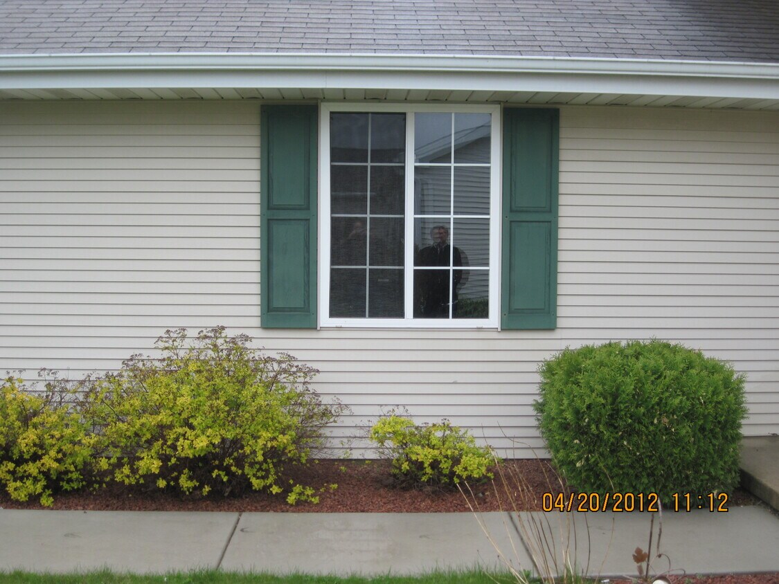 More Photos next week - 1505 Charles Dr