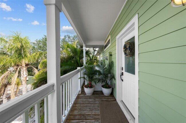 Building Photo - 12116 Lagoon Ln