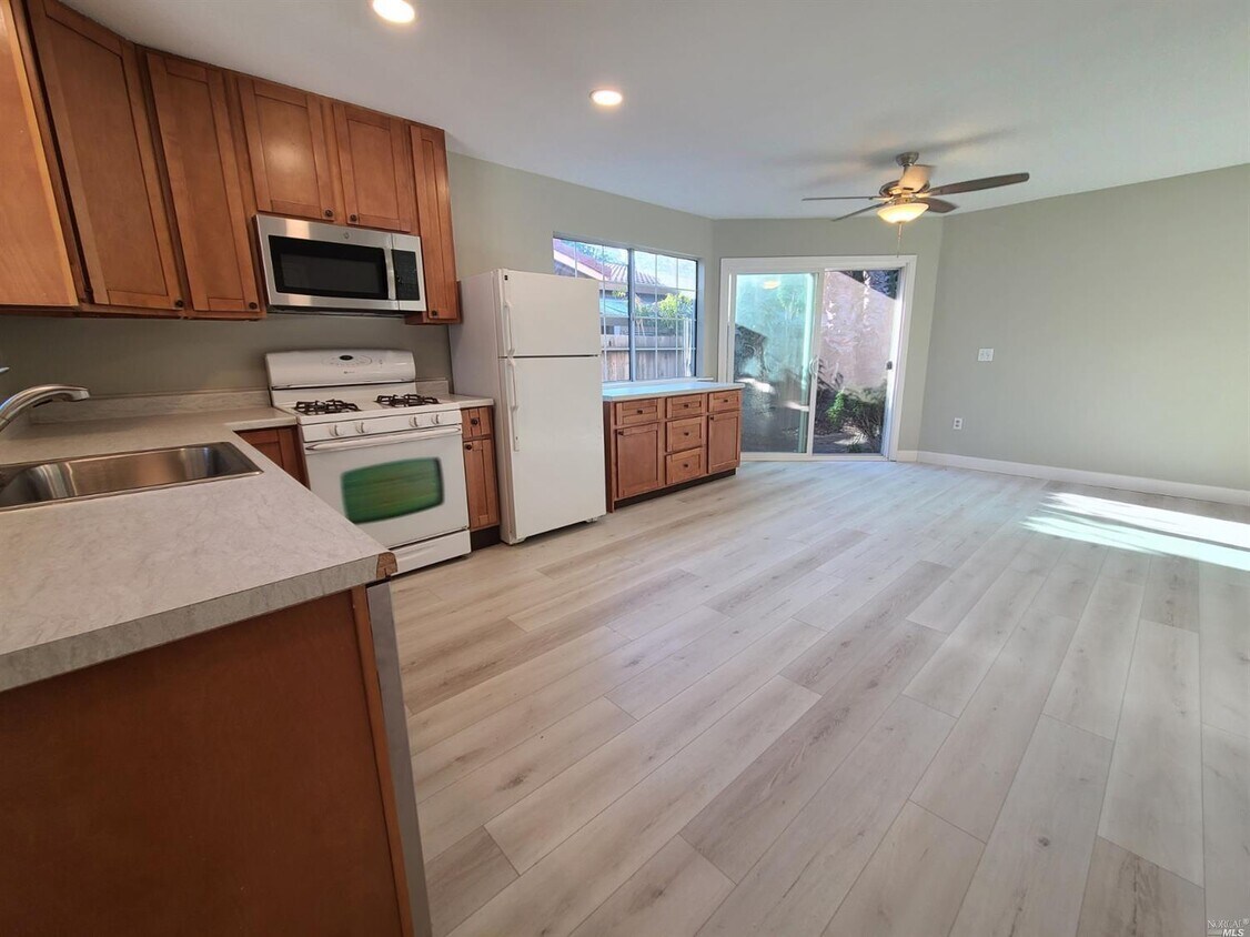 1956 Commons Ct, Windsor, CA 95492 House Rental in Windsor, CA