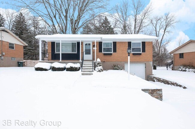 Building Photo - 3 br, 1.5 bath House - 8866 Brittany Dr.