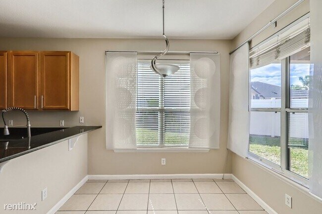 Building Photo - 4 br, 3 bath House - 1570 Stargazer Terrac...