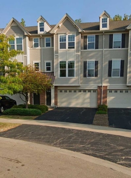 Building Photo - 3335 Kentshire Cir
