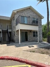 Building Photo - 1521 Oasis Dr