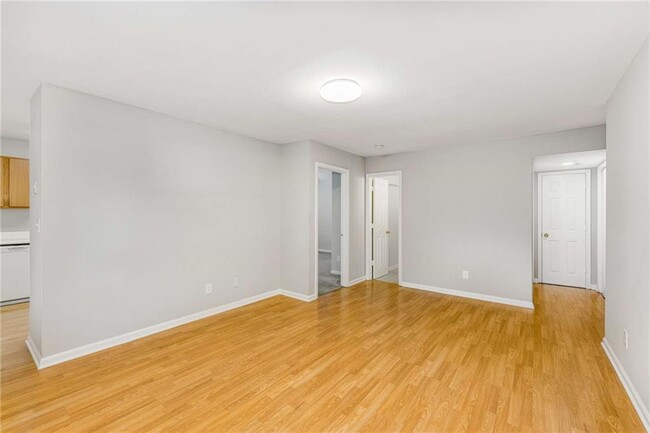 Foto del edificio - 1738 Taylor St NW