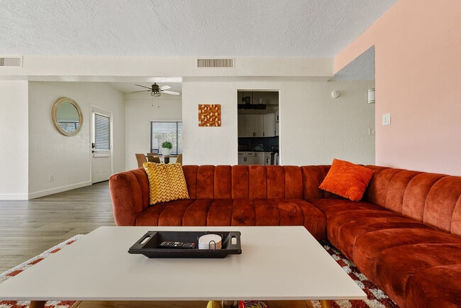 Building Photo - 1401 N 3rd St