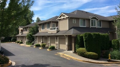 Building Photo - 3500 E Lake Sammamish Pkwy SE