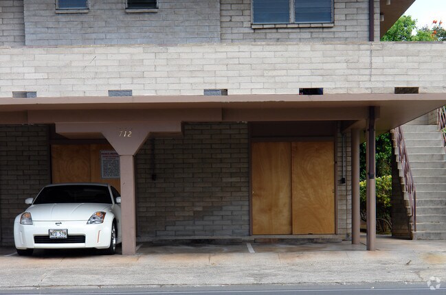 Foto del edificio - 712 University Ave