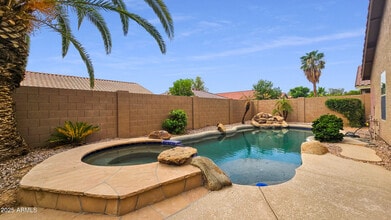 Building Photo - 1017 E Pinto Ct