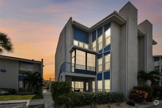 Building Photo - 315 Medallion Blvd