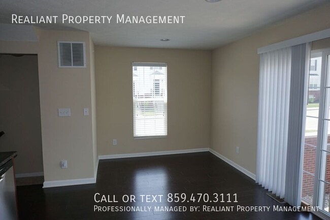 Foto del edificio - 2397 Aristocracy Cir