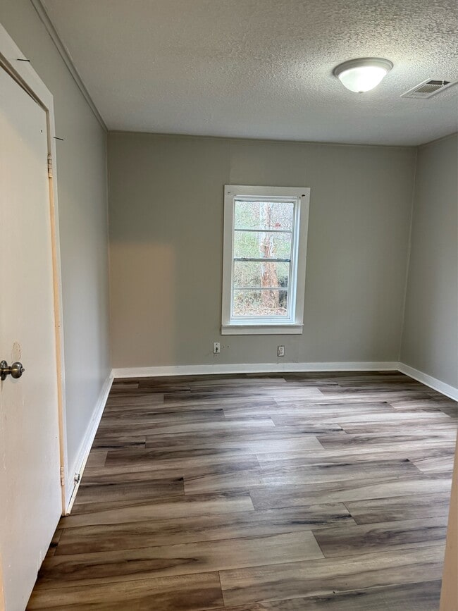 Foto del edificio - 135 W 10th St