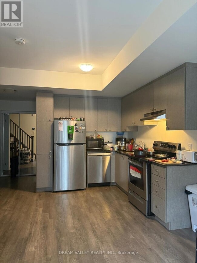 Building Photo - 2789 Eglinton Ave E