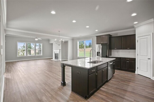Foto del edificio - 3052 Louella Creek Trace
