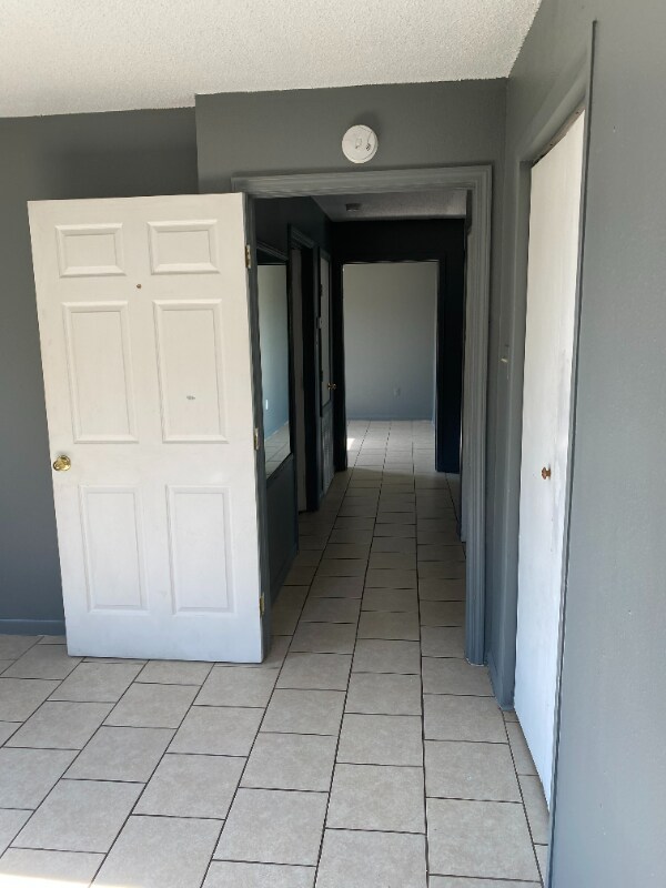Building Photo - 986 Asheville Dr