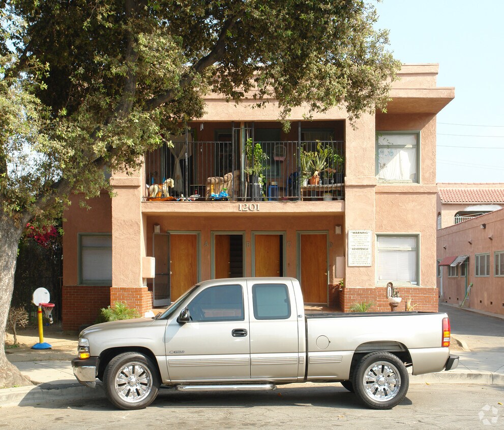 Building Photo - 1201 N Stafford St