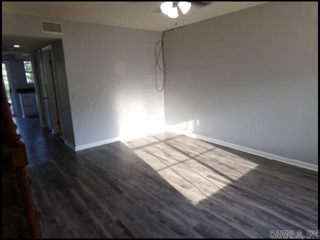 Building Photo - 1805 Sanford Dr