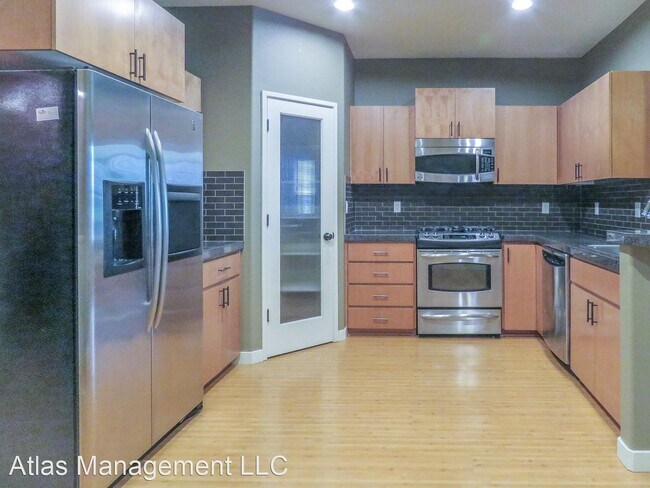 Building Photo - 2 br, 2.5 bath House - 4852 NW Olivares Ter.