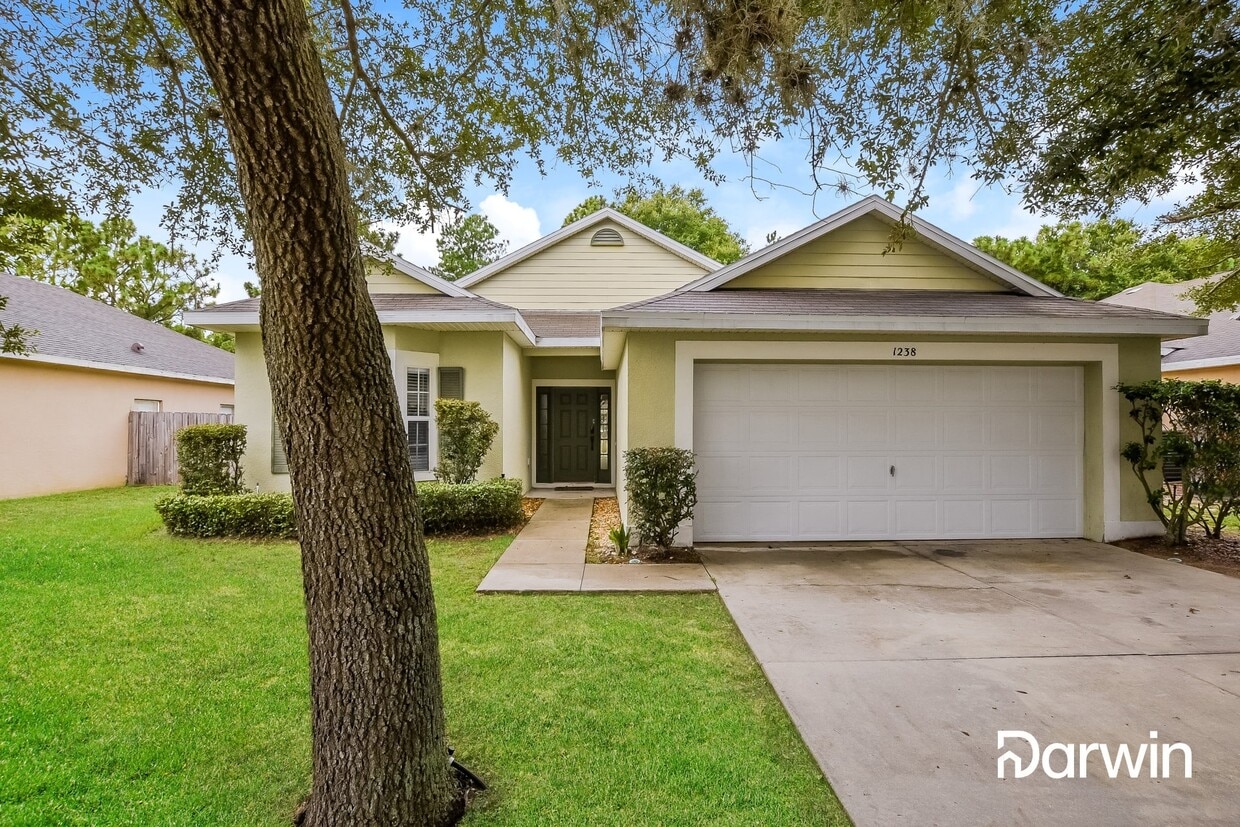 1238 Longville Cir, Tavares, FL 32778 House Rental in Tavares, FL