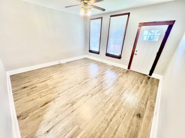 Foto del edificio - 2215 W Delaware St