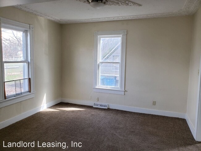 Building Photo - 3 br, 1 bath House - 518 W. 20th Street
