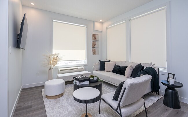 Salon - Urban Flats